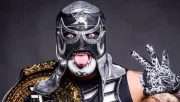 ¡Llegó la merch! WWE lanza productos oficiales de Pentagón Jr