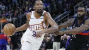 Durant y Booker conducen victoria de los Suns