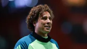 Guillermo Ochoa podría salir de AVS de Portugal con destino a Grecia