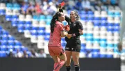 Gaby Machuca sale entre lágrimas durante la aplastante victoria de Cruz Azul a Puebla