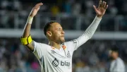 Neymar anota por primera vez en su regreso a Santos FC