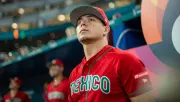 Luis Urías, pelotero mexicano, firma contrato con los Athletics de Oakland