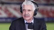 Tuca Ferretti se estrena como ‘reportero’ de ESPN, con informe sobre Santiago Giménez