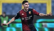 Johan Vásquez le da dramático empate de Genoa ante Empoli