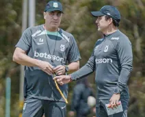 ¿Quién es Luis Pérez, el otro entrenador mexicano que fue campeón con Efraín Juárez?