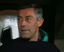 Caixinha dirigirá a Santos 