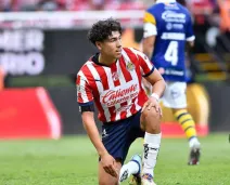 ¿Cómo le ha ido a los futbolistas mexicanos que regresan de Europa para jugar con Chivas?