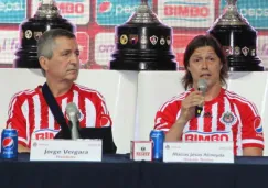 Jorge Vergara y Matías Almeyda en el evento de presentación