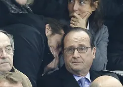 Hollande mientras era avisado