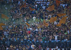 Porra universitaria en el Estadio Azteca