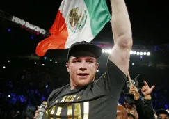 Canelo Álvarez festeja una victoria