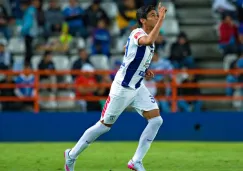 Calero, durante su ingreso a la cancha en un partido de Pachuca