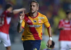 Mauro Cejas festeja un gol con Monarcas