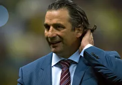 Juan Antonio Pizzi en el banquillo de León