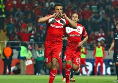 Triverio festeja gol frente a Atlas