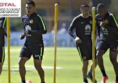 Jugadores de América en entrenamiento