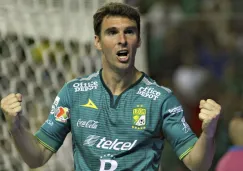 Mauro Boselli festeja con furia tras conseguir su doblete