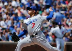 Julio Urías durante el partido contra Cachorros