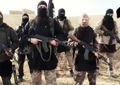 Militantes de ISIS durante una video-amenaza