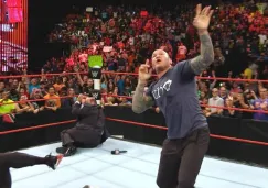 Randy Orton se burla de Lesnar tras el RKO