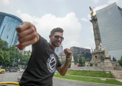 Yair Rodríguez con ganas de triunfo en el Ángel de Independencia