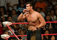 Alberto El Patrón en una función de Triple A