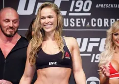 Ronda Rousey, feliz en ceremonia de pesaje 