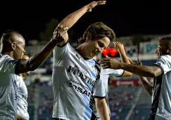 Fierro celebra un gol en el Estadio Azul