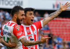 Luis Felipe Gallegos y Edson Puch en festejo de gol