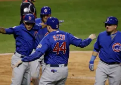 Jugadores de los Cachorros celebran el 'Grand Slam' en el Juego 6