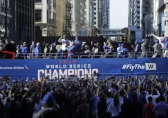 Aficionados de los Cubs invaden las calles de Chicago