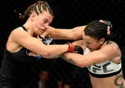 Miesha Tate durante su pelea con Raquel Pennington en UFC205