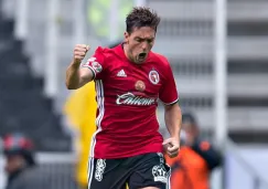 Gabriel Hauche festeja un gol conseguido con Xolos 