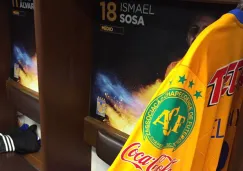 Playera de Tigres con escudo del Chapecoense