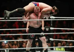 Brock Lesnar le aplicará un F-5 a Rusev