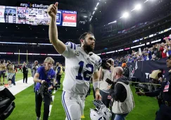 Andrew Luck al final de la victoria de Colts