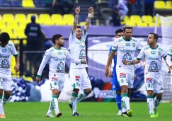 León celebra una anotación frente al Cruz Azul