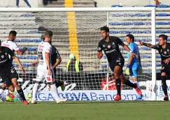 Necaxa celebra una anotación frente a Lobos BUAP