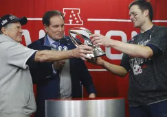 Belichick y Brady celebran la victoria frente a los Kansas City Chiefs 