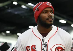 Yasiel Puig en su presentación con los Rojos de Cincinnati