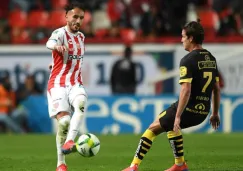 Guzmán durante un partido con Necaxa