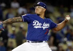 Urías, durante un juego de pretemporada con los Dodgers