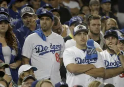 Aficionados de los Dodgers durante un partido