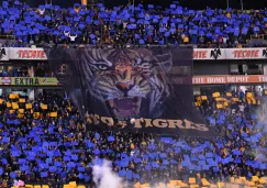 Afición de Tigres alienta a su equipo previo a duelo vs Cruz Azul 