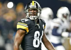 Antonio Brown durante un partido de Steelers 