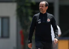 Óscar Pareja, durante el entrenamiento en Coapa con Xolos