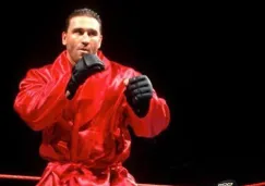 Ken Shamrock en una lucha en WWE