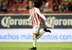 Cristian Calderón celebra su anotación ante Gallos 