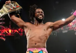 Kofi Kingston festeja después del triunfo