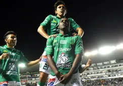 León celebra una anotación frente a Xolos 